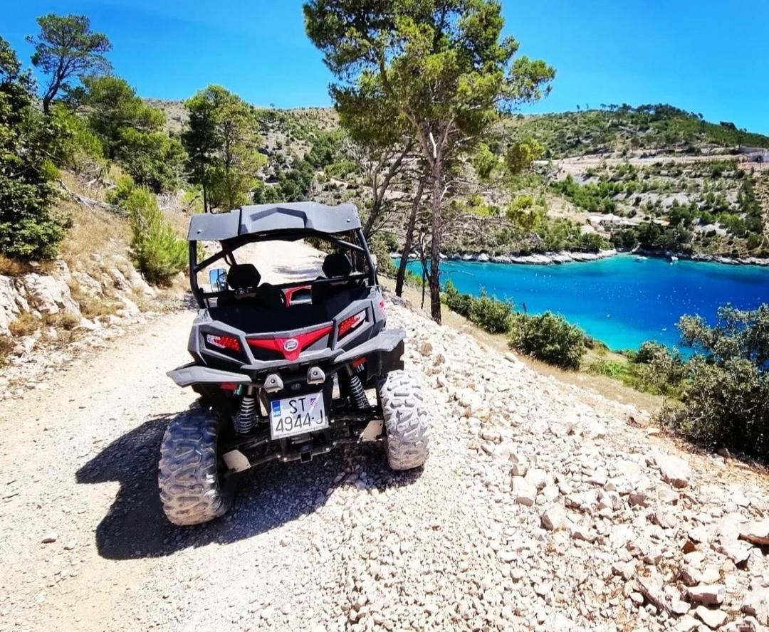 Apartments4You Supetar-The Best And Most Popular Apartments For Discovering The Island - Free Parking - 200 Meters From The Beach Екстериор снимка
